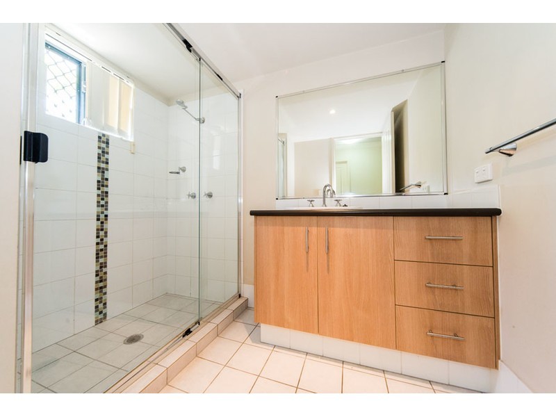 15/46 Lenneberg Street, Southport QLD 4215