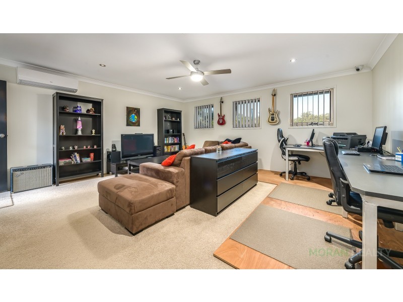 2/6 Marybeth Crescent, Molendinar QLD 4214