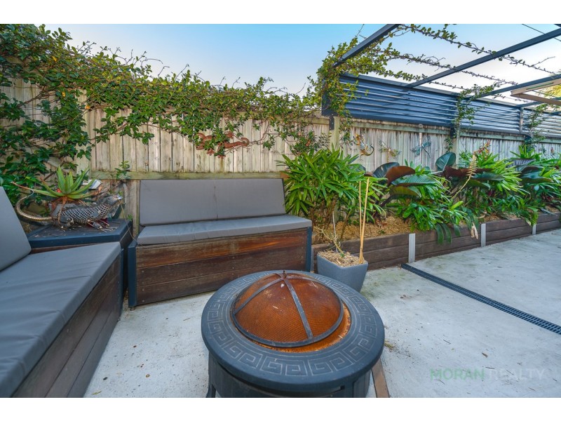 2/6 Marybeth Crescent, Molendinar QLD 4214