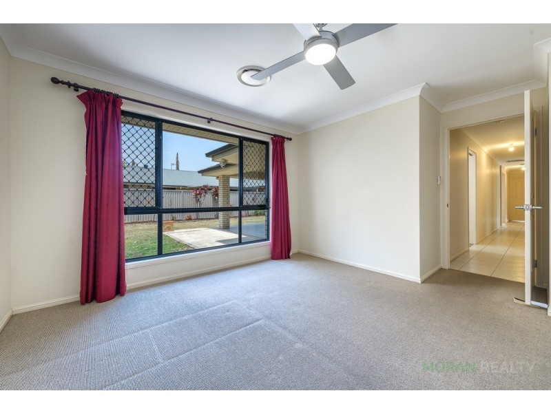 46 Dellwood Circuit, Molendinar QLD 4214