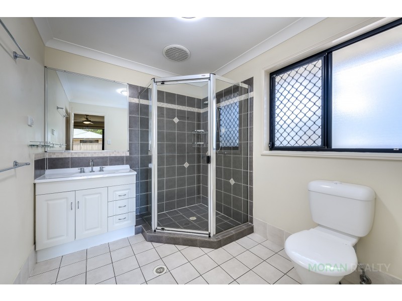 46 Dellwood Circuit, Molendinar QLD 4214