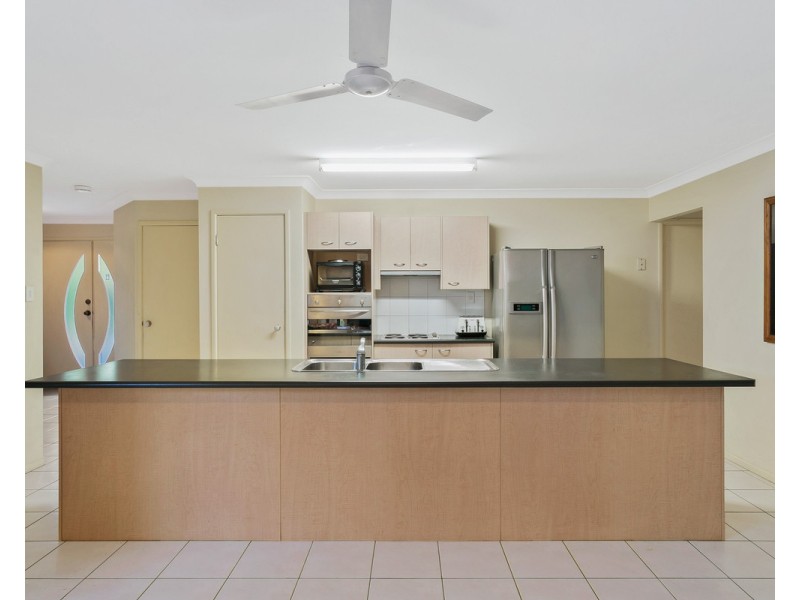 18 Breakspear Road, Molendinar QLD 4214