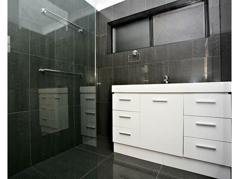 20 COTLEW STREET, Southport QLD 4215