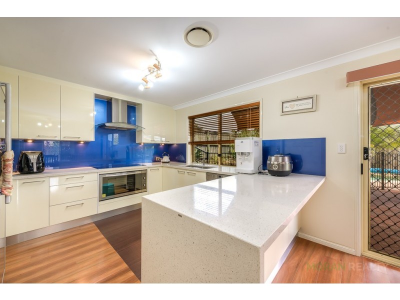 19 Dellwood Circuit, Molendinar QLD 4214