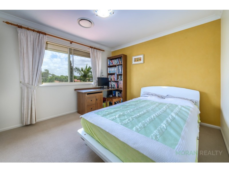 19 Dellwood Circuit, Molendinar QLD 4214