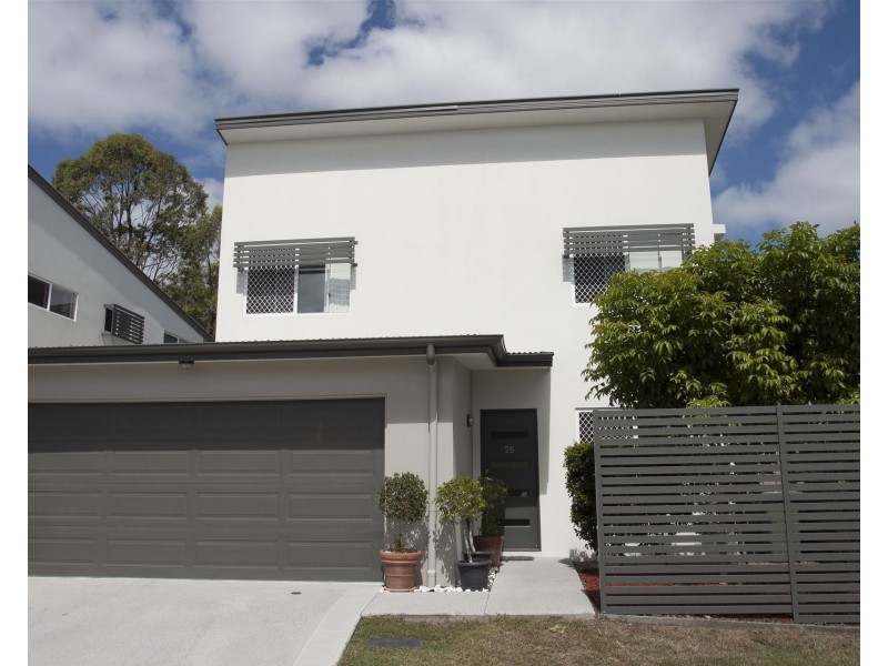 25/19 Gumtree Crescent, Upper Coomera QLD 4209