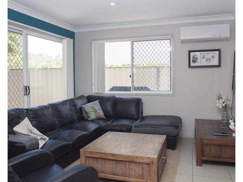 25/19 Gumtree Crescent, Upper Coomera QLD 4209