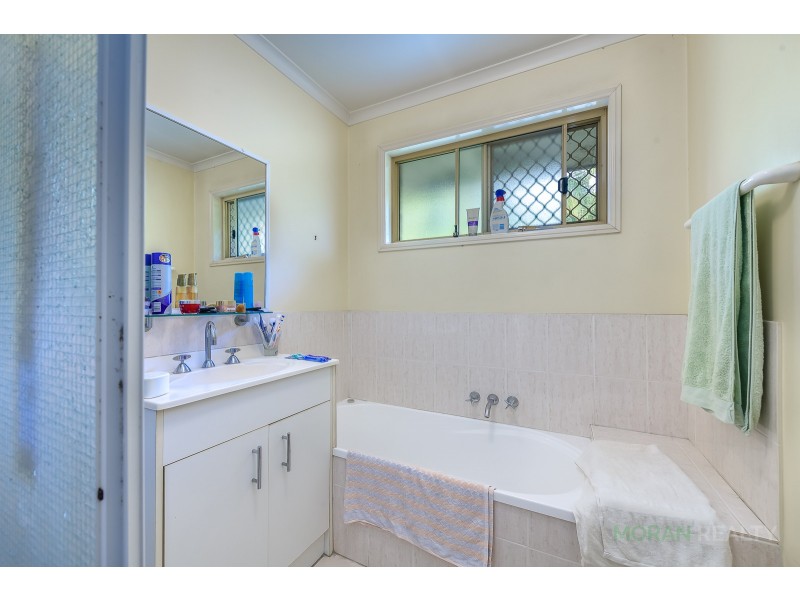 1/29 Golden Palms Court, Ashmore QLD 4214