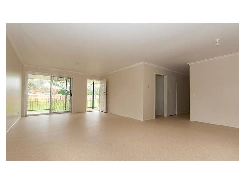 37 Bloodwood Crescent, Molendinar QLD 4214