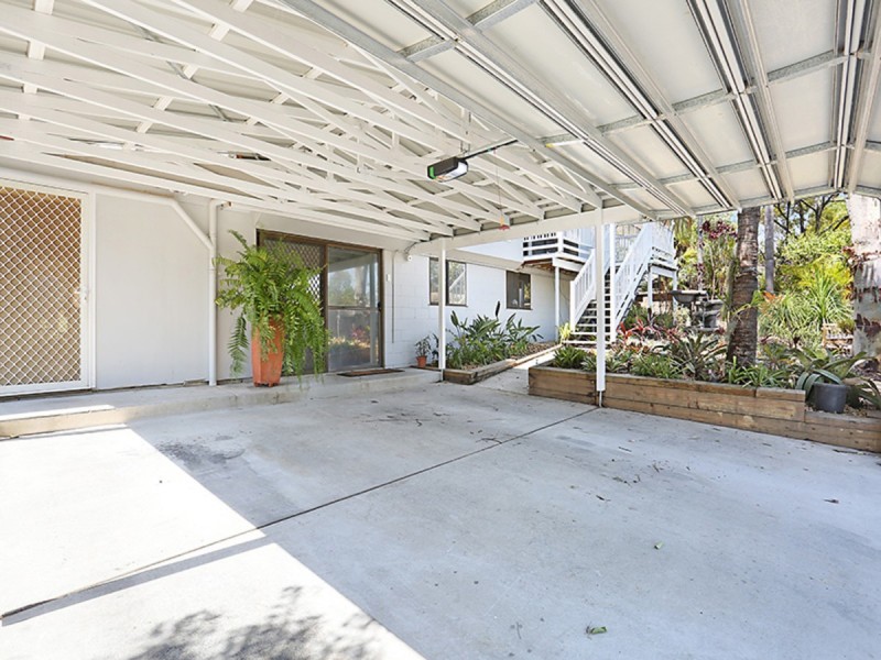 17 Darling Cres, Molendinar QLD 4214