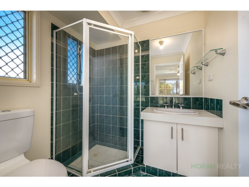 6 County Close, Parkwood QLD 4214