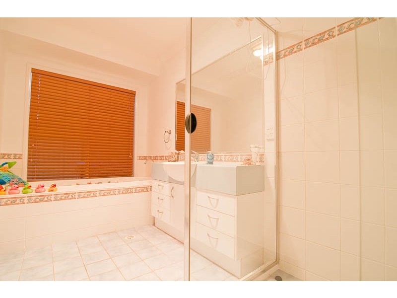 17 Callicoma Court, Ormeau QLD 4208