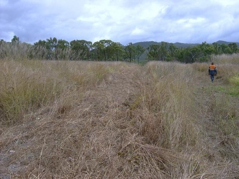 Lot 4 Bruce Highway, Clairview QLD 4741