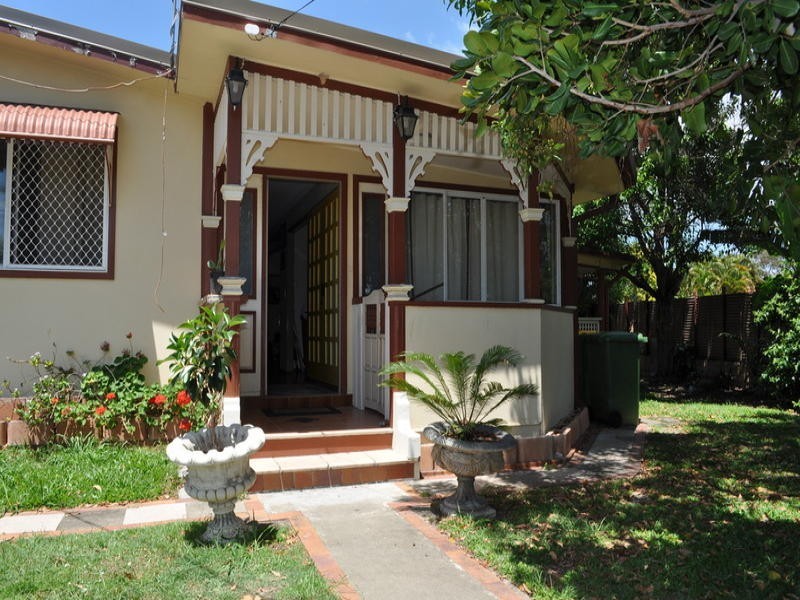 118 Whiting Street, Labrador QLD 4215