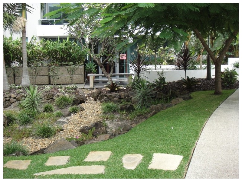 20-28 Bayview Street, Runaway Bay QLD 4216