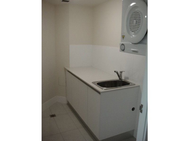 20-28 Bayview Street, Runaway Bay QLD 4216