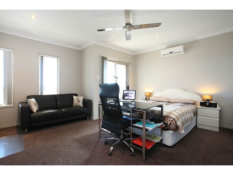 21 Viewridge Way, Molendinar QLD 4214