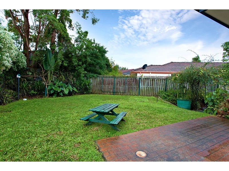 8 Clear River Boulevard, Ashmore QLD 4214