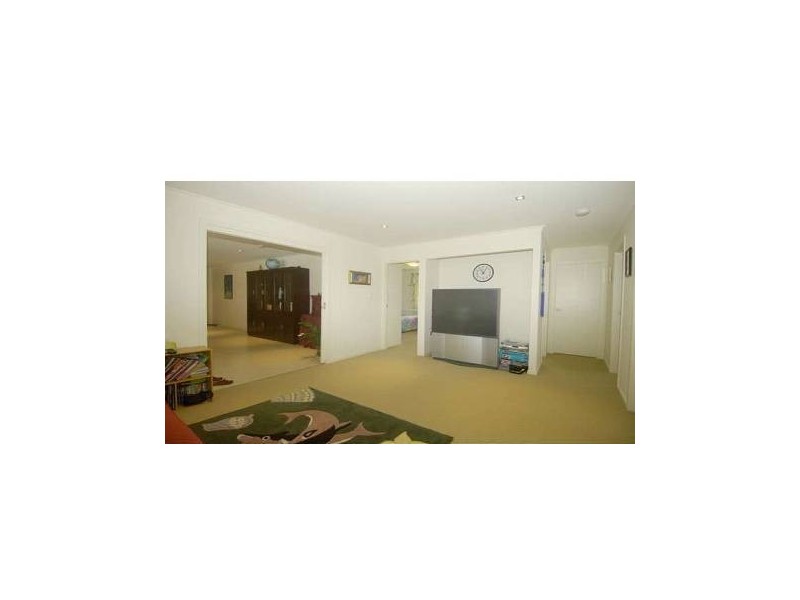 3 Redwood Place, Molendinar QLD 4214