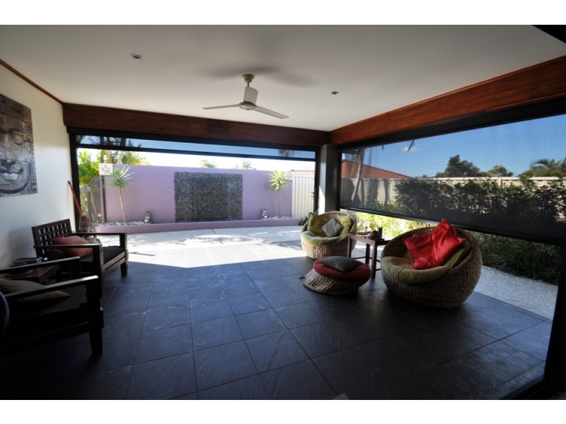 3 Redwood Place, Molendinar QLD 4214