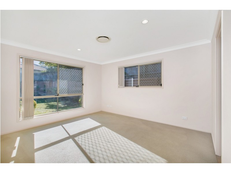 2 Gilcrest Court, Molendinar QLD 4214