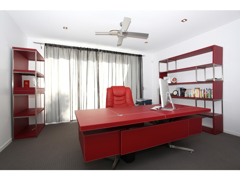 8 Corymbia Way, Molendinar QLD 4214