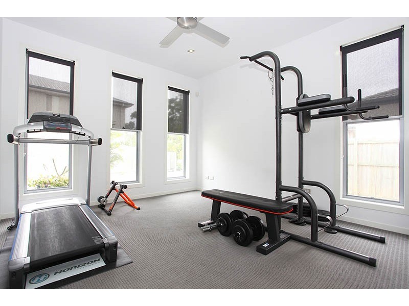 8 Corymbia Way, Molendinar QLD 4214