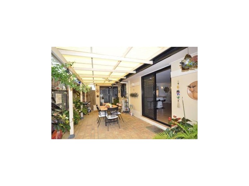 18 Brookland Court, Molendinar QLD 4214