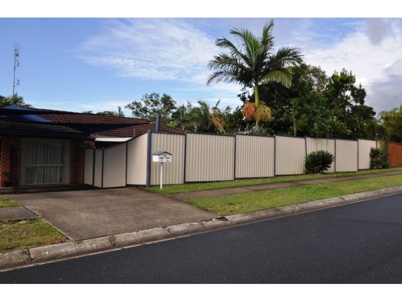 1/15 Botanical Drive, Labrador QLD 4215