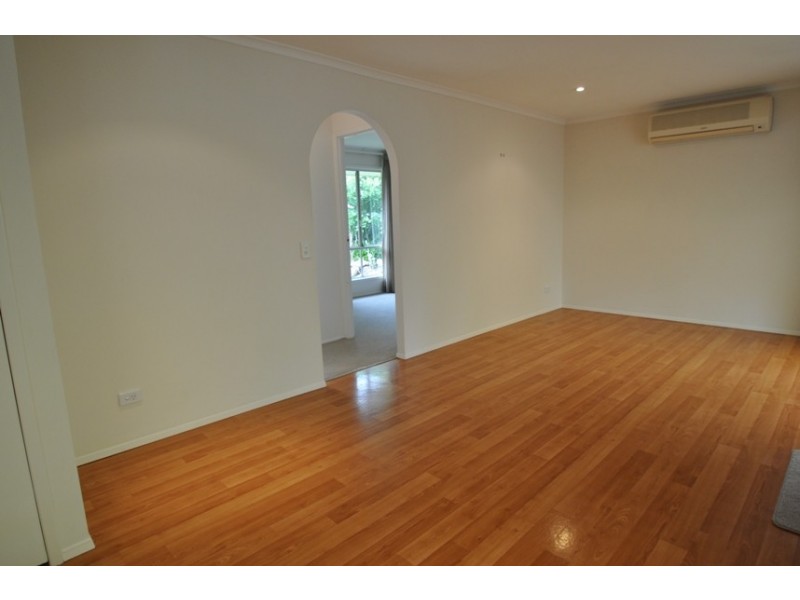 1/15 Botanical Drive, Labrador QLD 4215