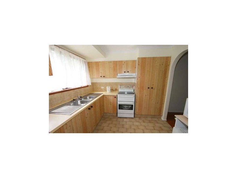 51 Macquarie Avenue, Molendinar QLD 4214