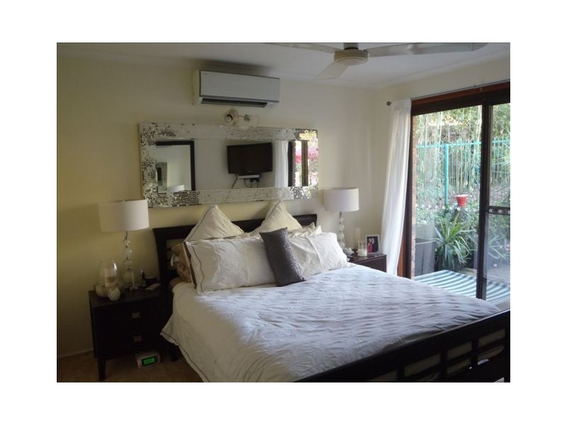 51 Macquarie Avenue, Molendinar QLD 4214