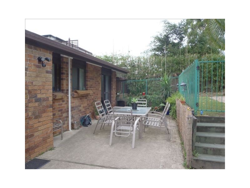 51 Macquarie Avenue, Molendinar QLD 4214