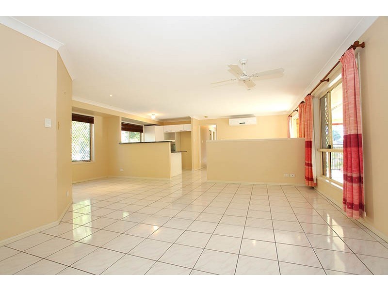 10 Presbytery Lane, Molendinar QLD 4214
