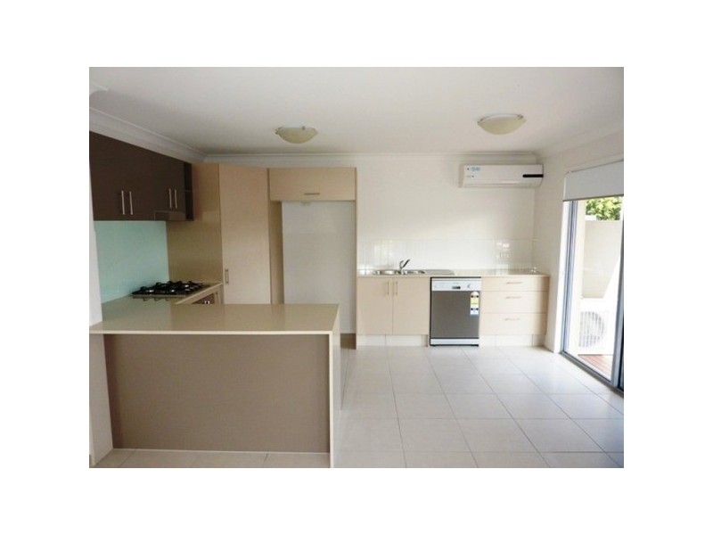 Coombabah QLD 4216