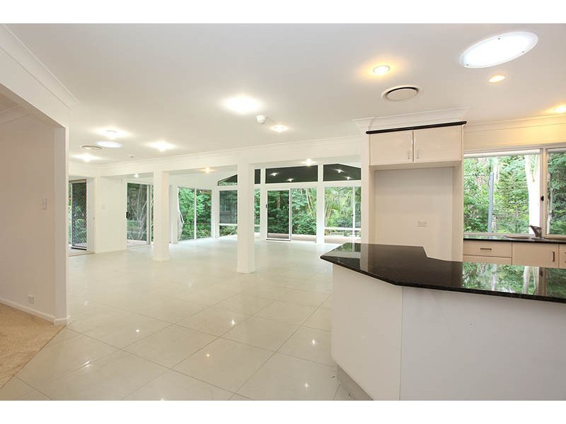 21 Kingsway Drive, Molendinar QLD 4214