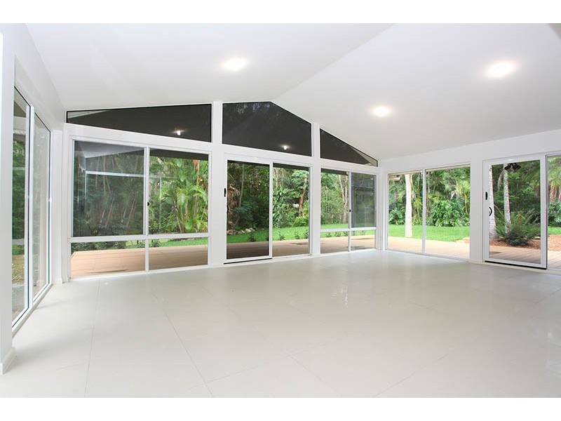 21 Kingsway Drive, Molendinar QLD 4214