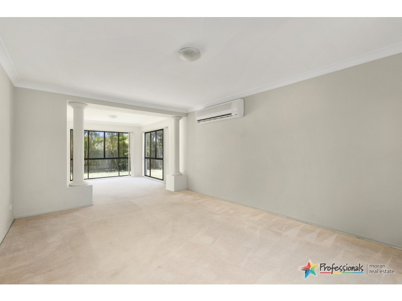 53 Crestwood Drive, Molendinar QLD 4214