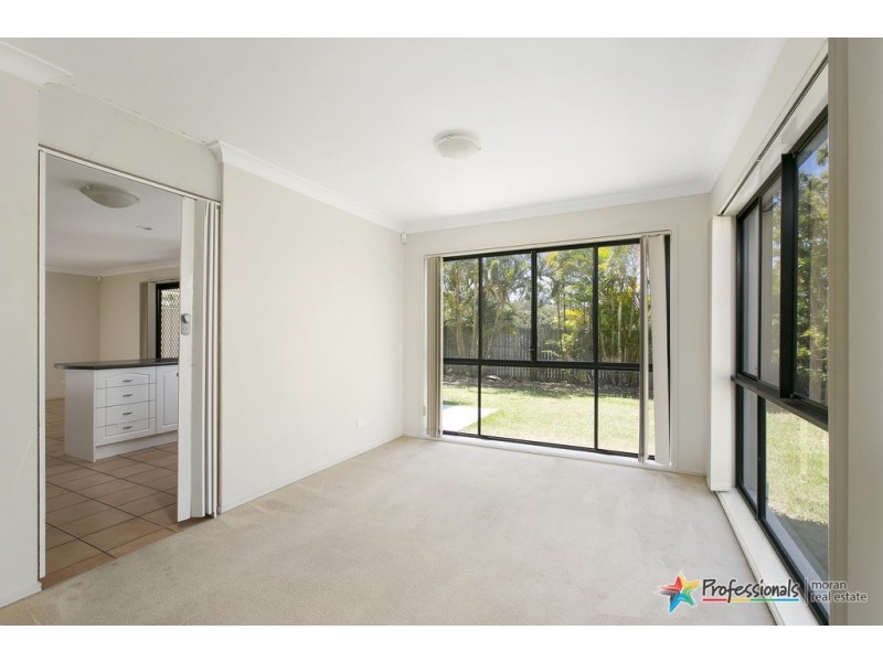 53 Crestwood Drive, Molendinar QLD 4214