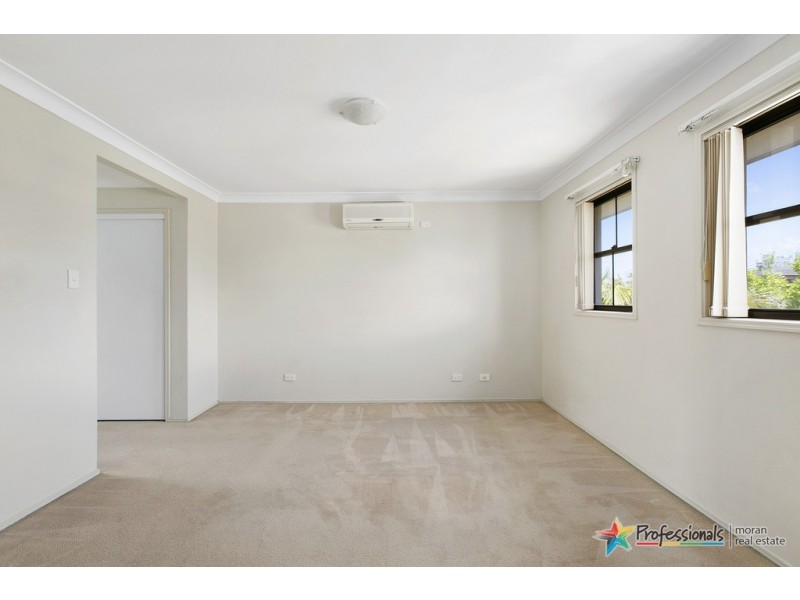 53 Crestwood Drive, Molendinar QLD 4214