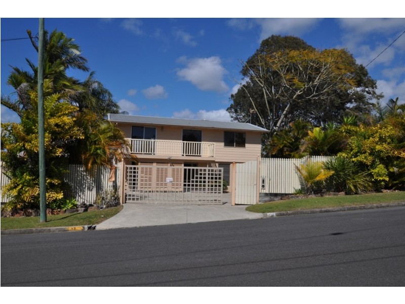 12 Flinders Avenue, Molendinar QLD 4214