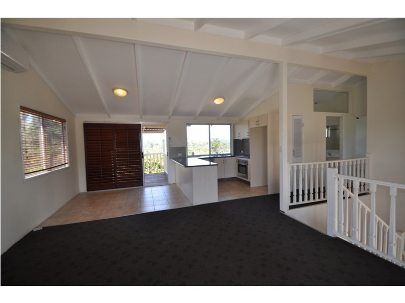 12 Flinders Avenue, Molendinar QLD 4214