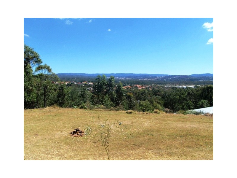 22 Uplands Drive, Parkwood QLD 4214