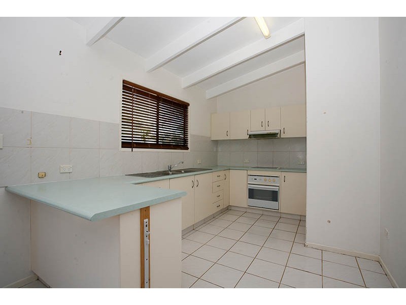 5 Tasman Avenue, Molendinar QLD 4214