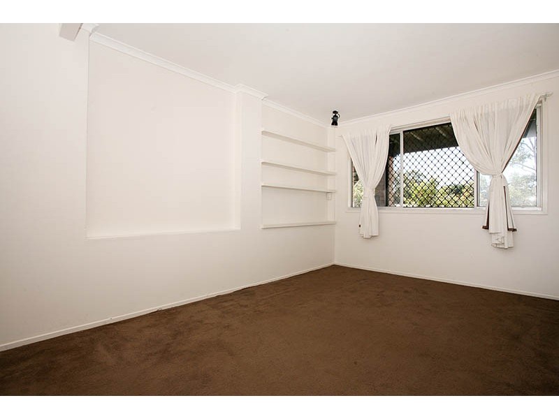 5 Tasman Avenue, Molendinar QLD 4214