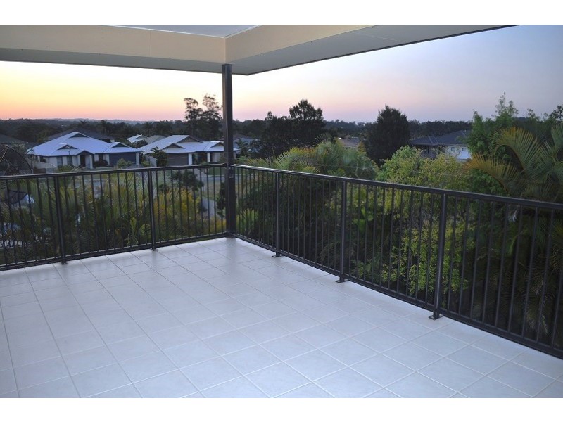 6 Viewridge Way, Molendinar QLD 4214