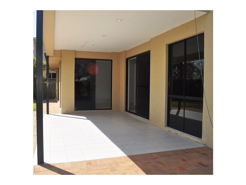 6 Viewridge Way, Molendinar QLD 4214