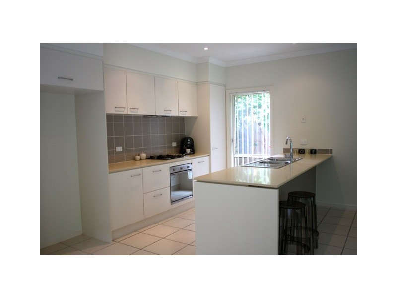 38 Stringybark Drive, Molendinar QLD 4214