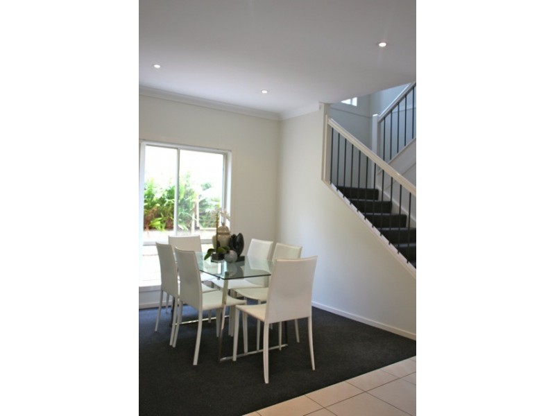 38 Stringybark Drive, Molendinar QLD 4214