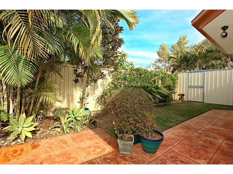 179 Crestwood Drive, Molendinar QLD 4214